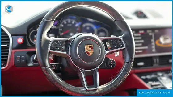 PORSCHE CAYENNE 3.0 COUPE PLATINUM EDITION