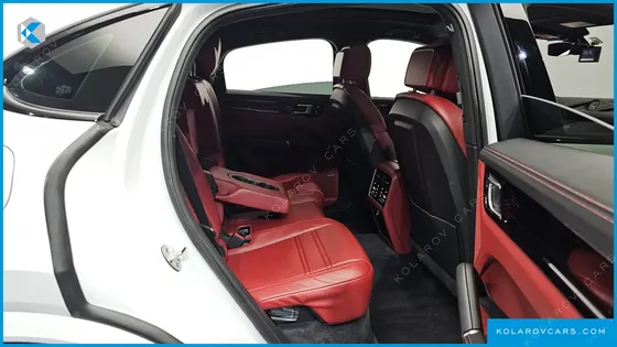 PORSCHE CAYENNE 3.0 COUPE