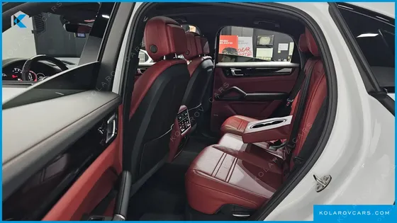 PORSCHE CAYENNE 3.0 COUPE
