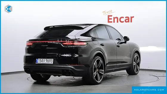 PORSCHE CAYENNE 3.0 COUPE PLATINUM EDITION