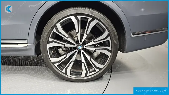 BMW X7 XDRIVE 40I DESIGN PURE EXCELLENCE 6-SEATER