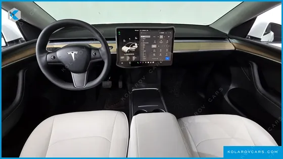 TESLA MODEL Y RWD