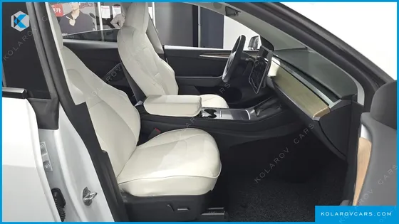 TESLA MODEL Y RWD
