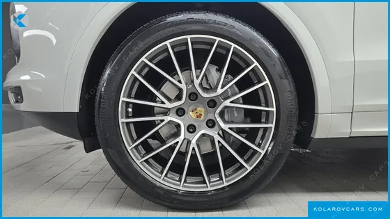 PORSCHE CAYENNE 3.0 COUPE