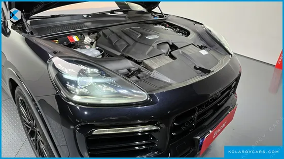 PORSCHE CAYENNE 3.0 COUPE