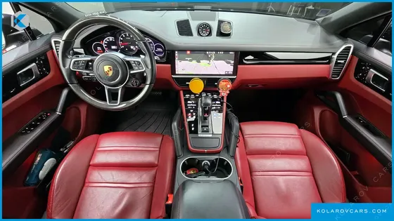 PORSCHE CAYENNE 3.0 COUPE