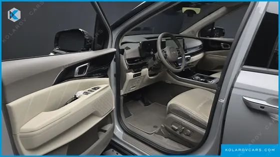 KIA CARNIVAL HEV 9-SEATER HI-LIMOUSINE (SPECIAL VEHICLE)