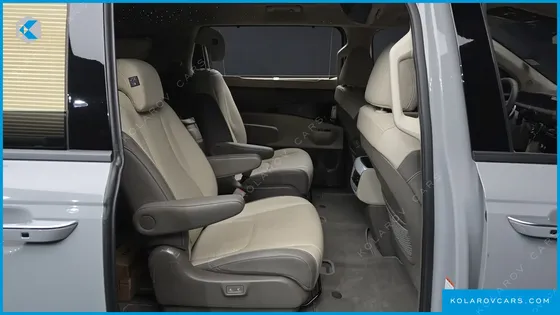 KIA CARNIVAL HEV 9-SEATER HI-LIMOUSINE (SPECIAL VEHICLE)