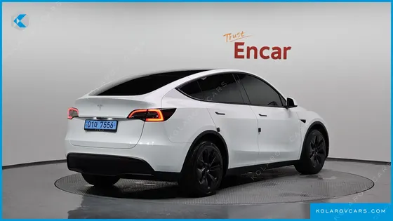 TESLA MODEL Y RWD