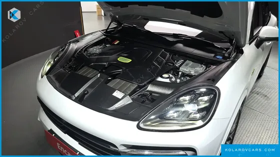 PORSCHE CAYENNE 3.0 E-HYBRID