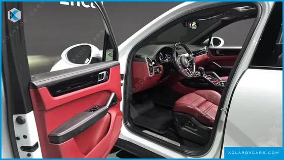 PORSCHE CAYENNE 3.0 E-HYBRID