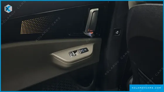 KIA CARNIVAL 7-SEATER GRAVITY