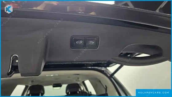 KIA CARNIVAL 7-SEATER GRAVITY