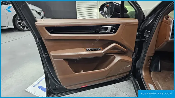 PORSCHE CAYENNE 3.0