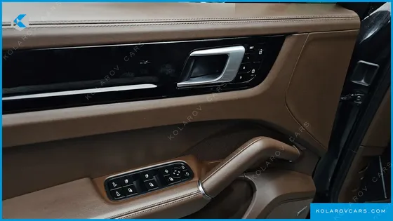 PORSCHE CAYENNE 3.0