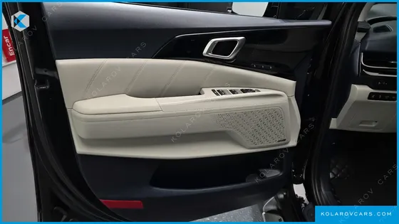 KIA CARNIVAL HEV 7SEATER GRAVITY