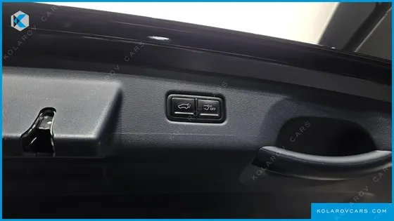 KIA CARNIVAL HEV 7SEATER GRAVITY