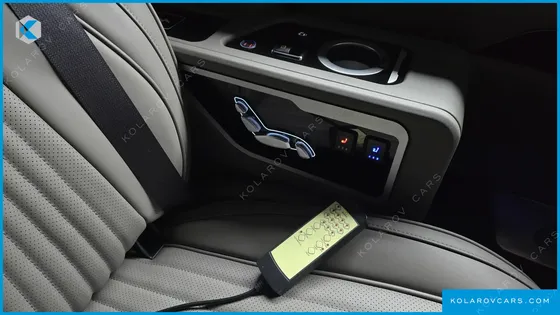 KIA CARNIVAL GASOLINE 9-SEATER HI LIMOUSINE (7-SEATER LIMOUSINE(SPECIAL VEHICLE)