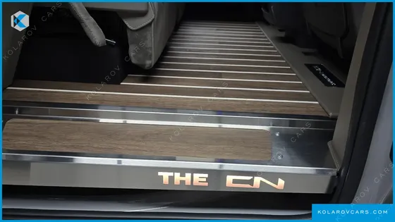 KIA CARNIVAL GASOLINE 9-SEATER HI LIMOUSINE (7-SEATER LIMOUSINE(SPECIAL VEHICLE)