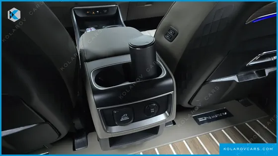 KIA CARNIVAL GASOLINE 9-SEATER HI LIMOUSINE (7-SEATER LIMOUSINE(SPECIAL VEHICLE)