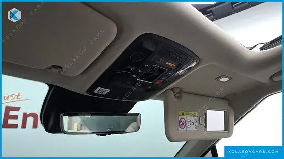 KIA CARNIVAL GASOLINE 9-SEATER GRAVITY