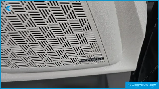 KIA CARNIVAL GASOLINE 9-SEATER GRAVITY
