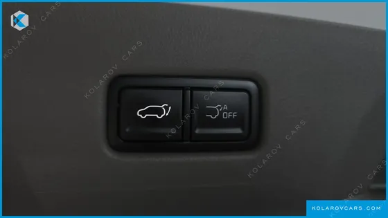 KIA CARNIVAL HEV 7SEATER OUTDOOR NOBLESS