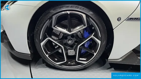 MASERATI MC20 3.0 V6