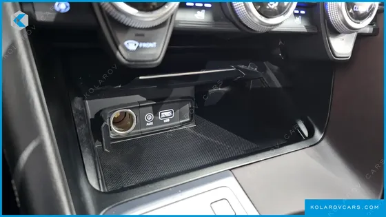 GENESIS G70 2.0T AWD