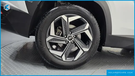 HYUNDAI TUCSON GASOLINE 1.6 TURBO 2WD