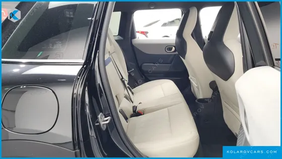 MINI COOPER 5 DOOR FAVOURED