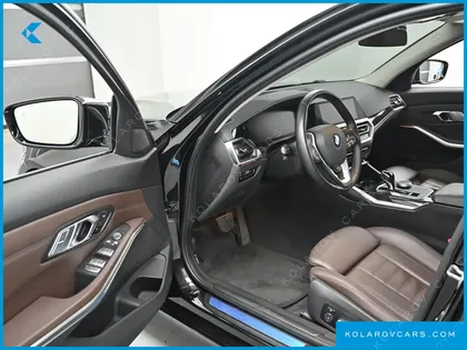 BMW 3 SERIES 320I LUXURY