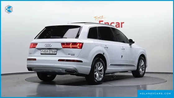AUDI Q7 45 TFSI QUATTRO
