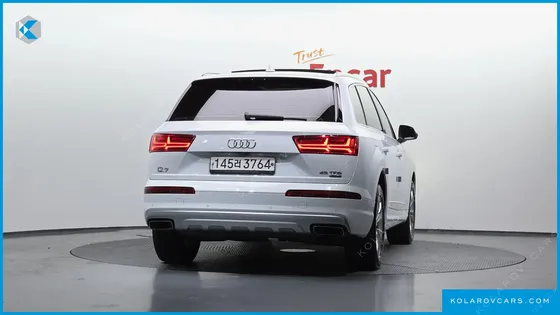 AUDI Q7 45 TFSI QUATTRO