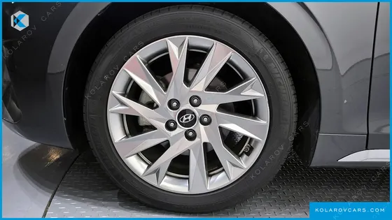 HYUNDAI GRANDEUR CALLIGRAPHY