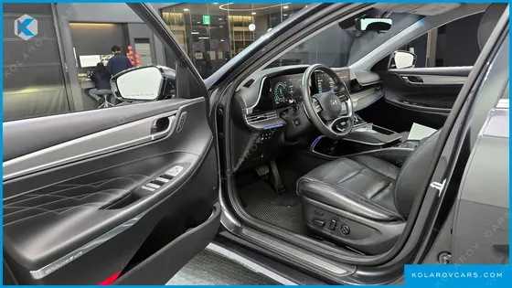 HYUNDAI GRANDEUR CALLIGRAPHY