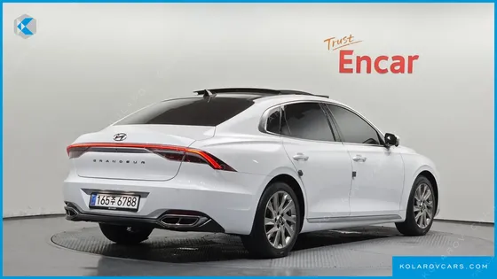 HYUNDAI GRANDEUR CALLIGRAPHY