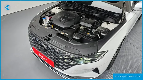 HYUNDAI GRANDEUR 3.3