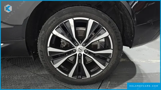 VOLVO XC60 B6 ULTIMATE BRIGHT