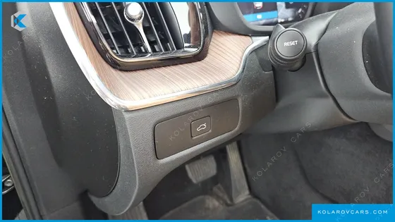 VOLVO XC60 B6 ULTIMATE BRIGHT