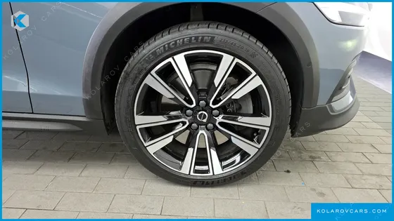 VOLVO V60 B5 PRO AWD
