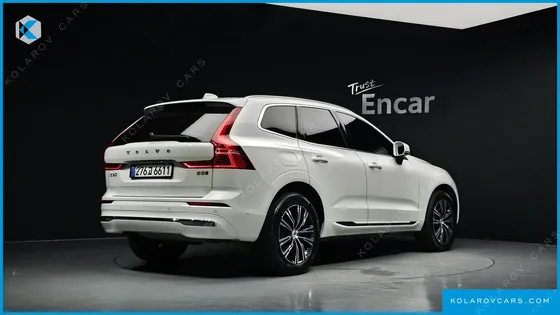 VOLVO XC60 B5 INSCRIPTION