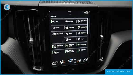 VOLVO XC60 T8 R-DESIGN
