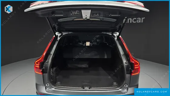 VOLVO XC60 T8 R-DESIGN
