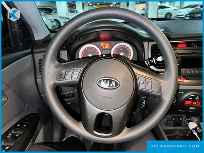 KIA PRIDE 4DR 1.6 CVVT SLX