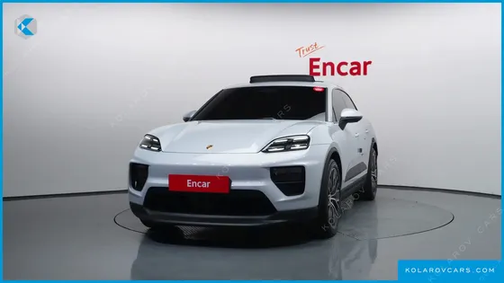 PORSCHE MACAN BASE 4