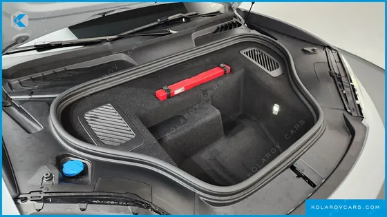 PORSCHE MACAN BASE 4