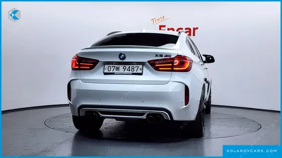 BMW X6M 4.4