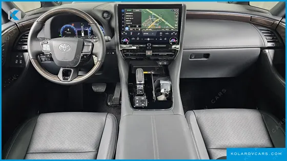 TOYOTA ALPHARD 2.5 HEV EXECUTIVE AWD