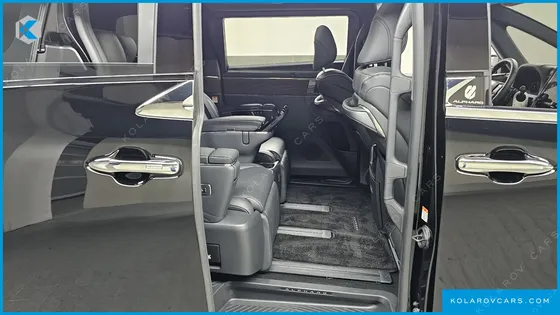 TOYOTA ALPHARD 2.5 HEV EXECUTIVE AWD